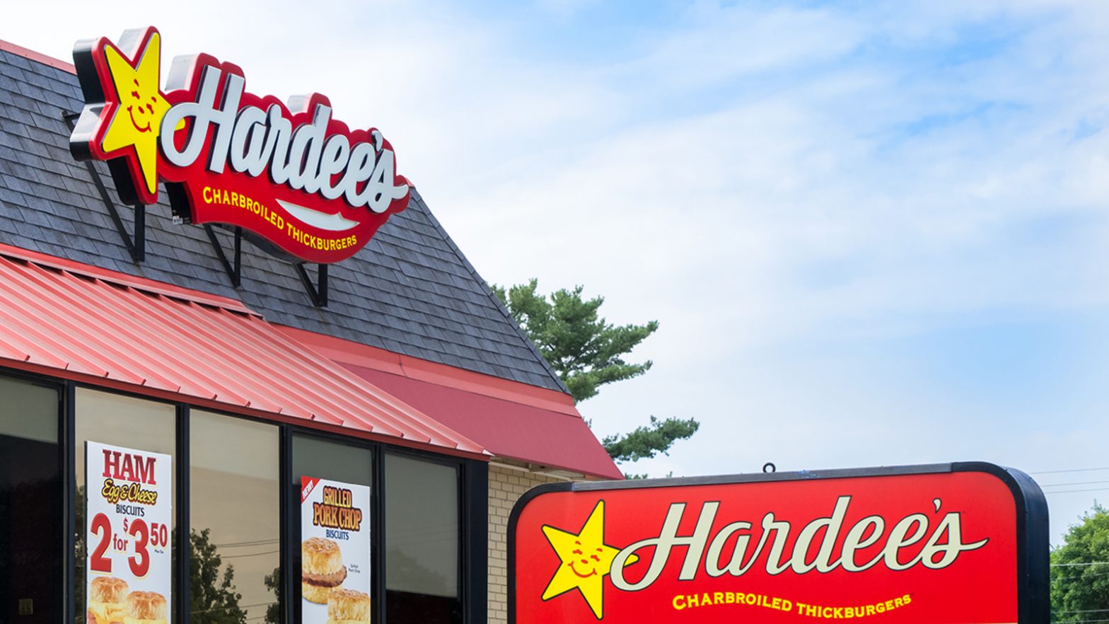 NC man sues Hardee’s over meager hash-rounds order, claims his civil rights were violated – WTVD-TV