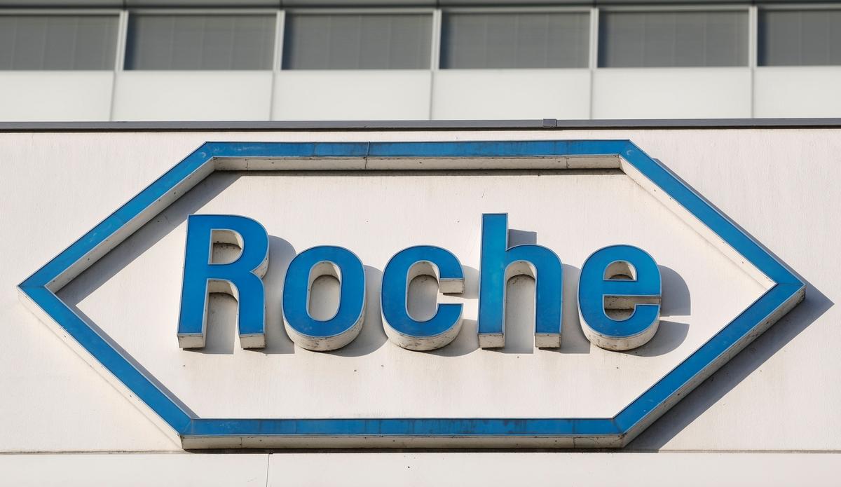 Roche wins U.S. nod for COVID-19 antibody test, aims to boost output – Reuters